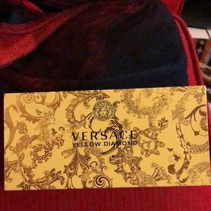 Versace Yellow Diamond gift set